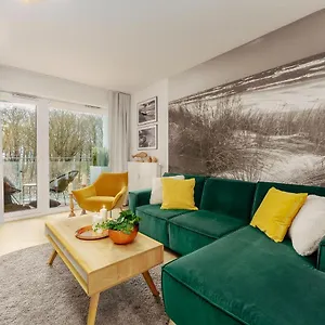  Apartment Chilliapartamenty - Nadmorskie Tarasy - Morski Z Dostepem Do Basenu